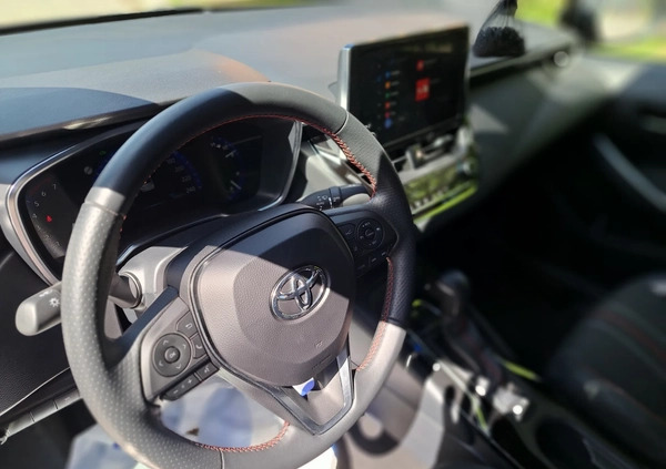 Toyota Corolla cena 106997 przebieg: 15000, rok produkcji 2022 z Mieroszów małe 172